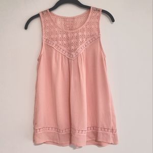 Soft Pink Lace Sweet Wanderer Shell Top with Split Back